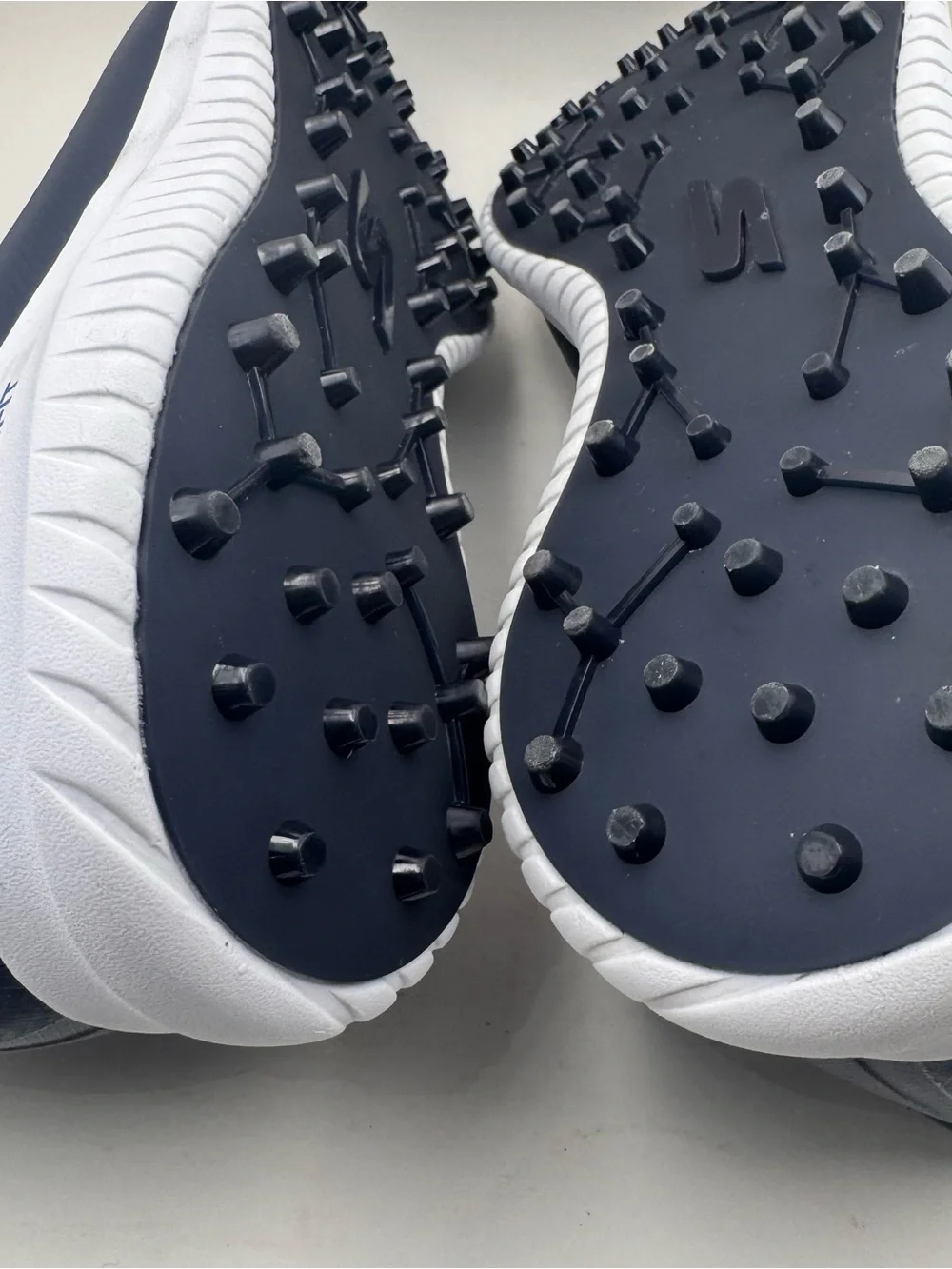Men's White Athletic Lace-Up Shoes